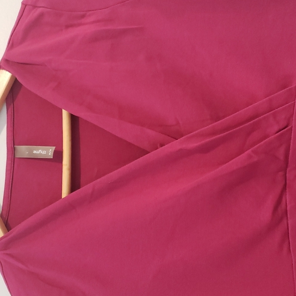 Thyme Maternity Pink Top in medium - Picture 3 of 3